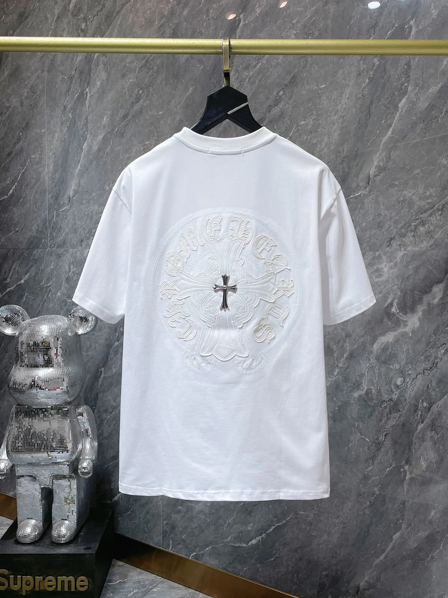 P170 New for summer, Chrome Hearts 25ss, high-weight, environmentally friendly, high-quality top-quality fabric, 260g~285g, Crow Cross Horseshoe Sanskrit patches, hand-buttoned embroidered short sleeves, counter synchronized, replica version 1:1, recommended colors: black, white, code numbers: S, M, L, XL